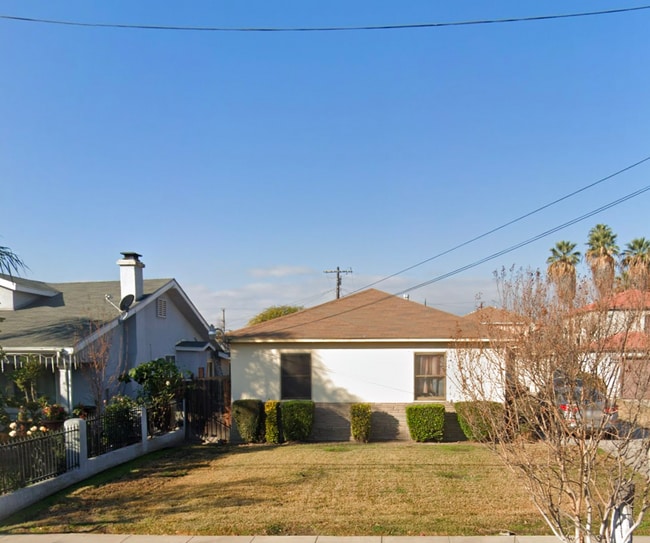 Building Photo - 1382 N Mountain View Ave Unit 1382