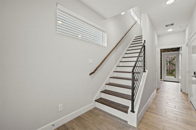 Photo - 6315 Timbergrove Gardens Ln