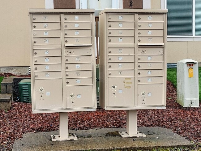 Photo - Available Now 3 bedroom, 2bath!!