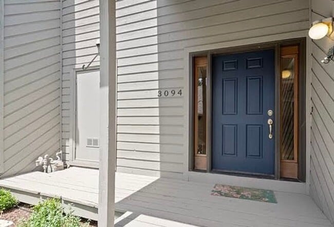 Building Photo - Charming 4-Bedroom Home in Prime Location!