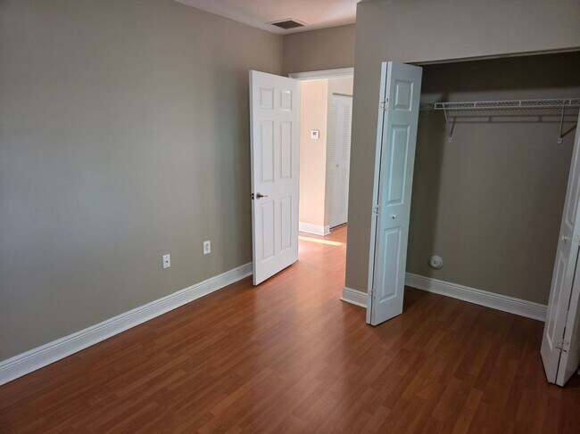 Photo - 5984 SW 8th St