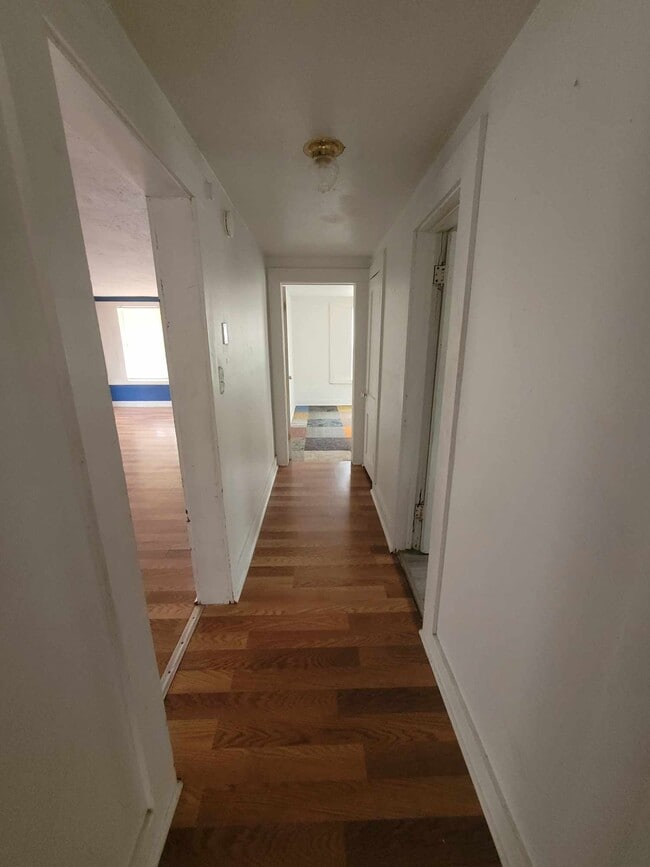 Photo - 608 N 8th St