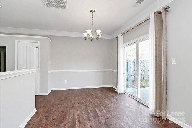 Photo - 3808 Herkimer Dr