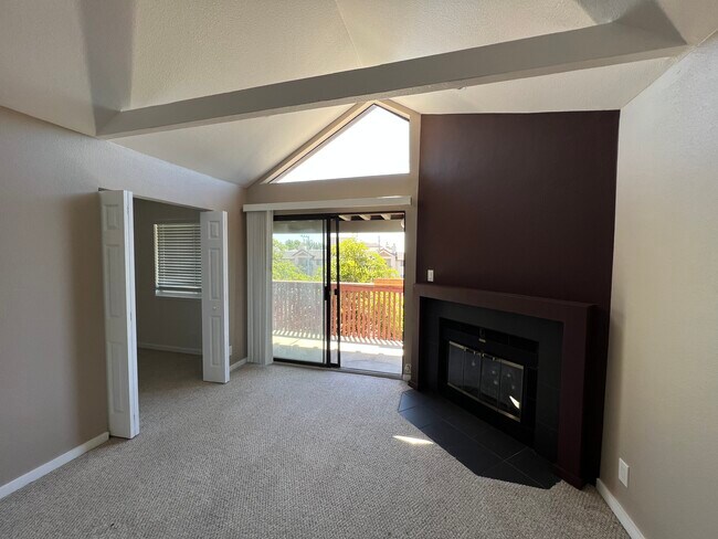 Photo - 1315 A St Unit 304