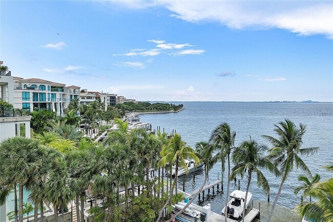 Photo - 1600 S Bayshore Ln Unit 6A