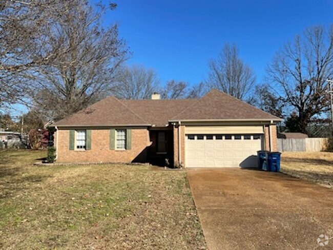 Building Photo - EASTOVER, HARDWOOD FLOORS, DESOTO CENTRAL ... Rental