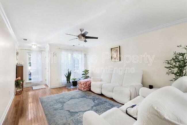 Photo - 50 Battalion Dr