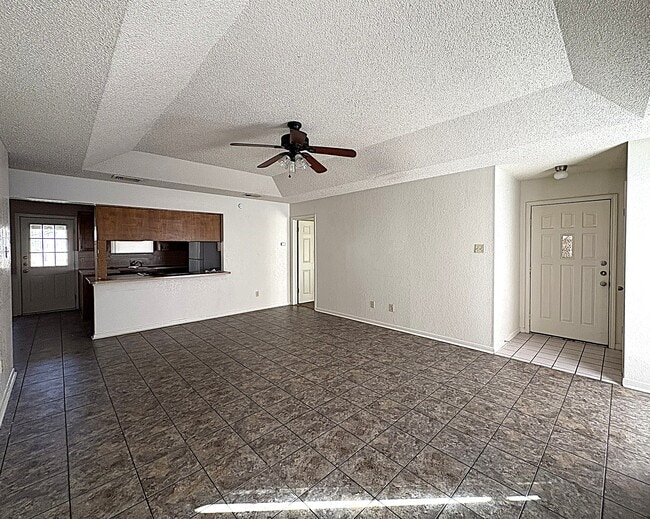 Photo - 2325 Tiffany Dr