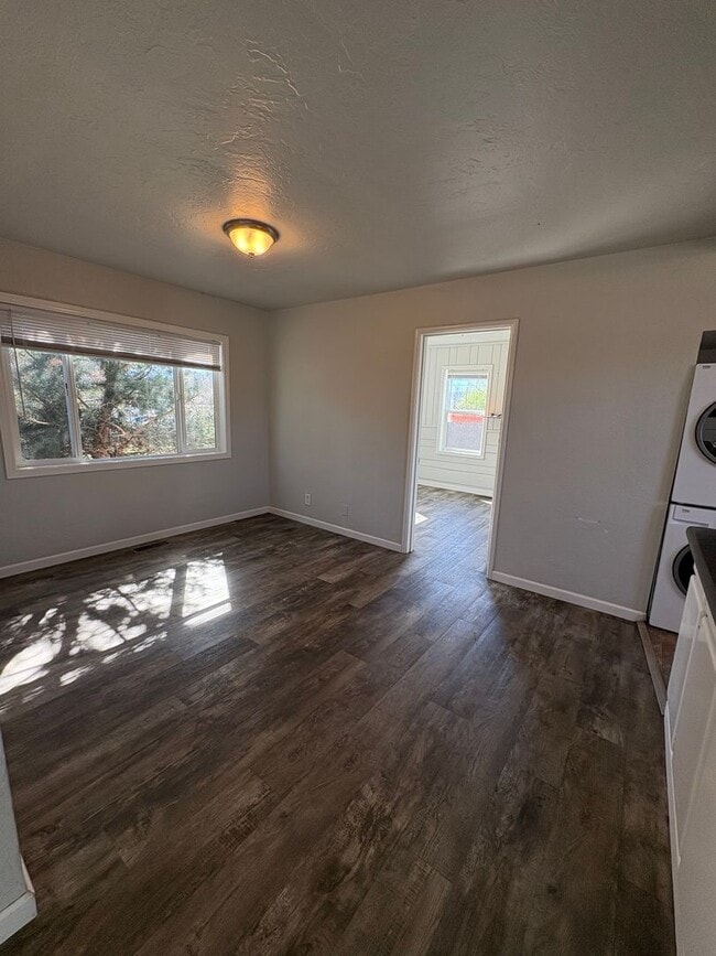 Photo - 3 Bedroom/ 2 Bath Medford Rental Available in Quiet Medford Neighborhood