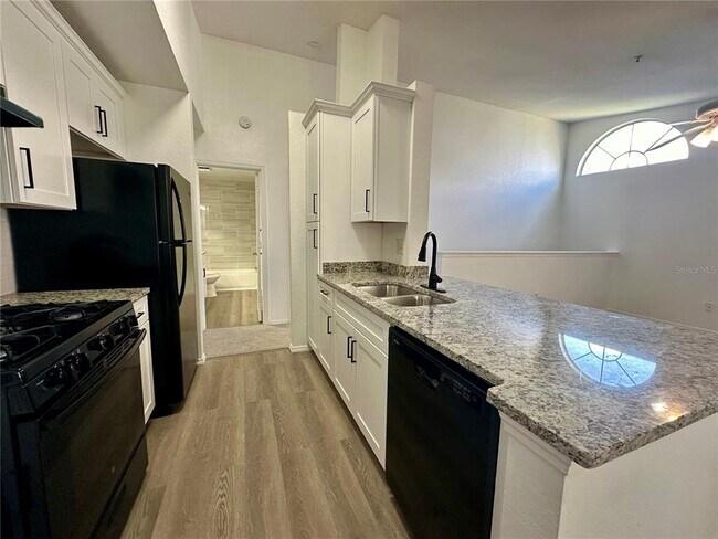 Photo - 1606 Columbia Arms Cir Unit 224