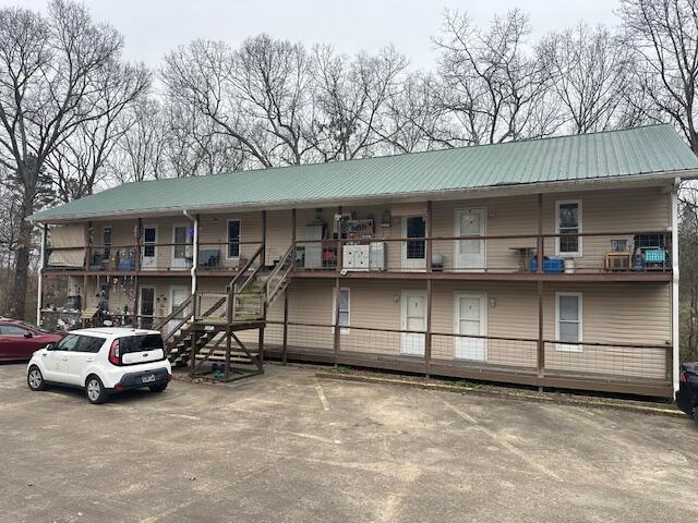 Building Photo - 257 SE Bell St