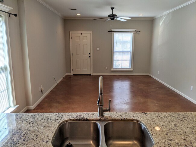 Photo - 112 Guilbeau Rd