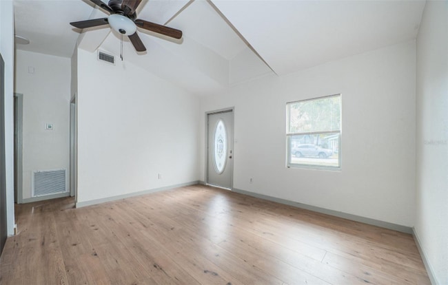 Photo - 6027 Illinois Ave