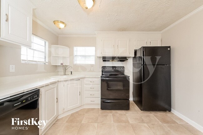 Photo - 160 Sherwood Loop