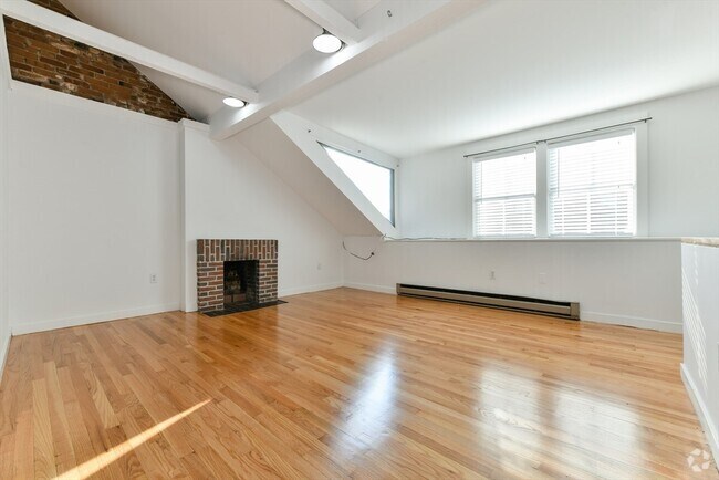 Building Photo - 99 W Springfield St Unit 4 Rental