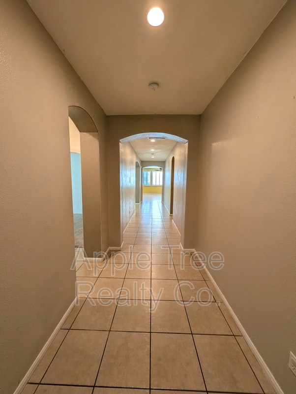 Photo - 1560 Gazebo Ln