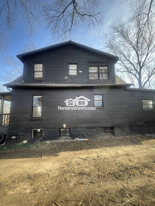 Photo - 4 Bedroom 3 Bath Home In The Heart Of KC!