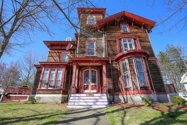 Building Photo - 4 Mt Vernon St Unit 2