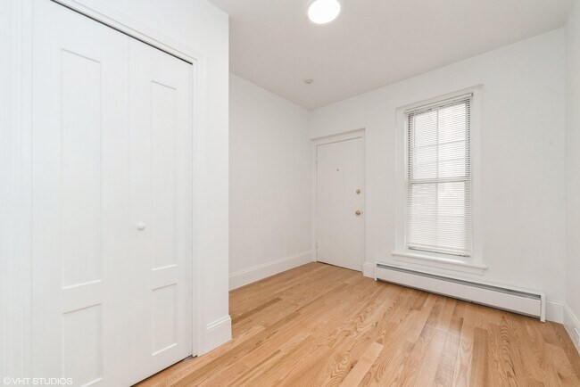 Photo - 182 Massachusetts Ave Unidad 8