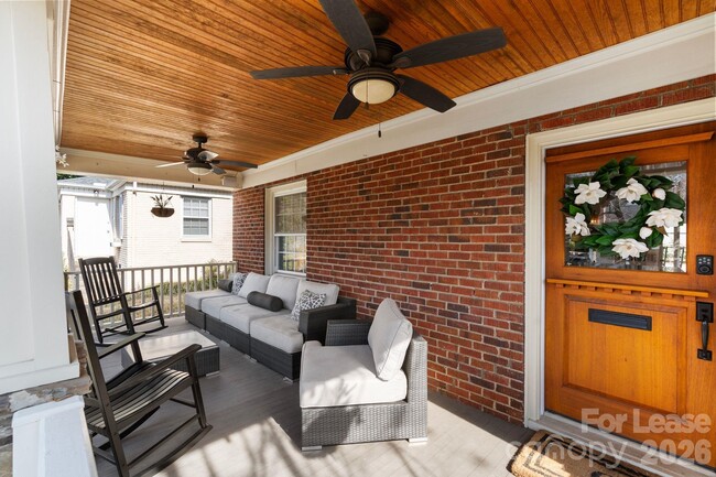 425 E Tremont Ave
