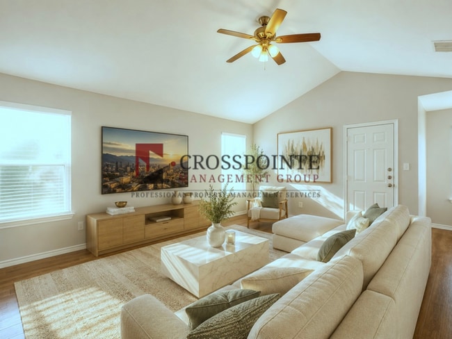 3 Bedroom 2 Bath Duplex at Mansion Creek in Tyler! 1/2 off first full months rent