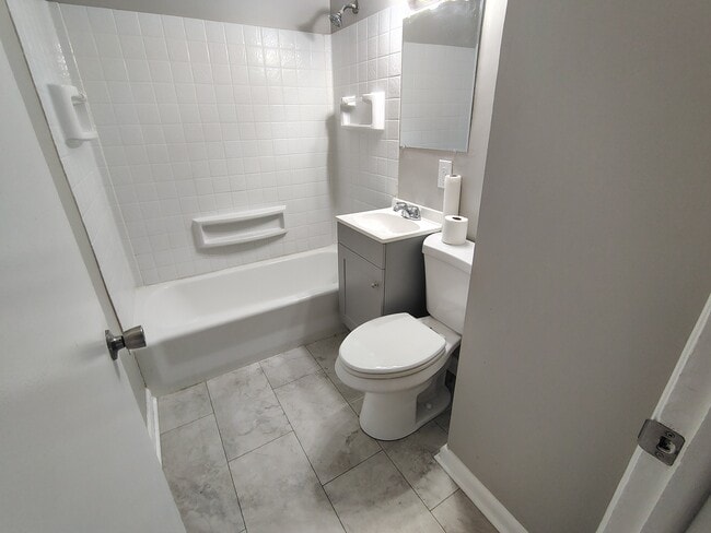 Photo - 624 Alliance Ave