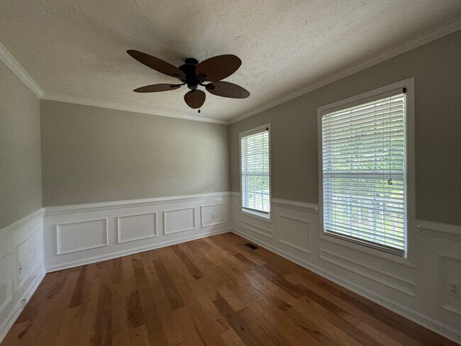 Photo - Spacious 4 Bed 2.5 Bath Home in Carolina Lakes