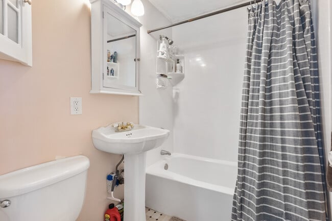 Photo - 12 Barton St