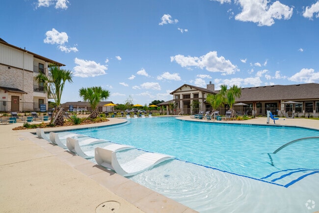 Pool - Grand at Cibolo Apartments