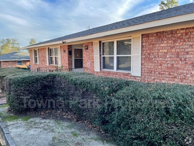 Building Photo - 1753 Davidson Dr Rental