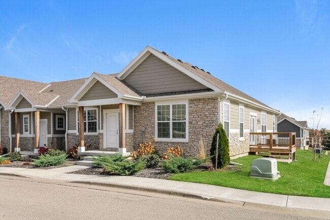 Building Photo - 15813 Riley St