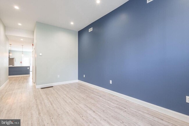 Photo - 3030 W Girard Ave Unit 1