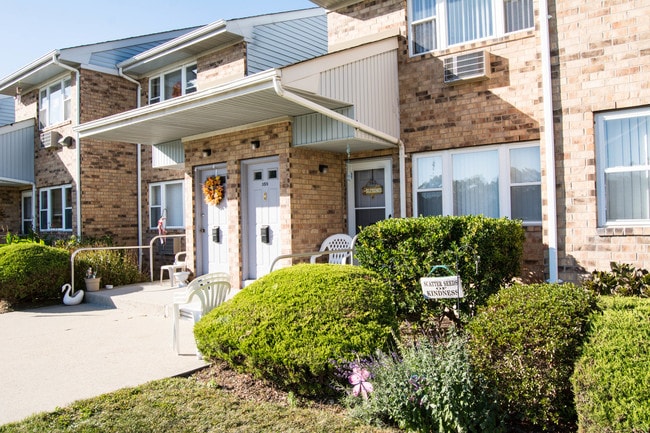 Private Individual Entrances - Brookwood at Oakdale 55+ Rental