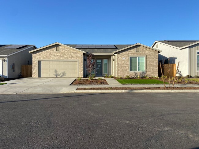 Newly Built NW Visalia home coming soon! - Newly Built NW Visalia home coming soon!