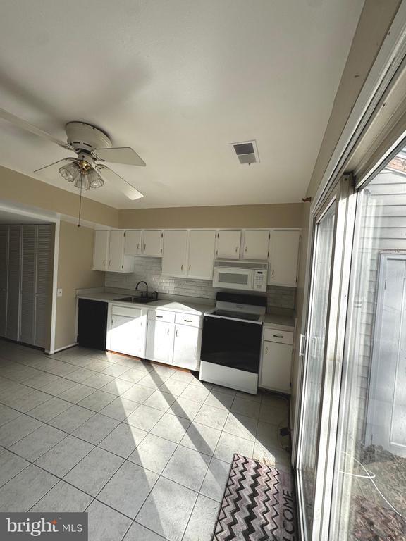 Photo - 1722 Brightwell Ct