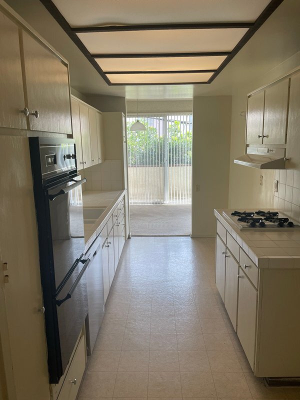 1840 Fairburn Ave Unit 205