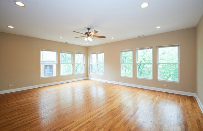 Photo - 1609 W Farwell Ave Unit 2