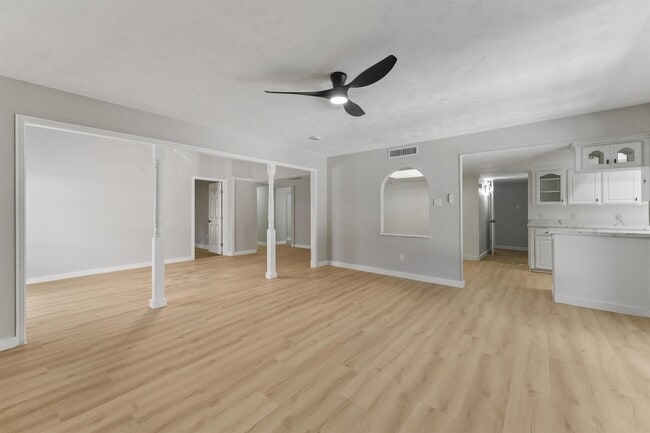 Photo - 3902 Marywood Dr