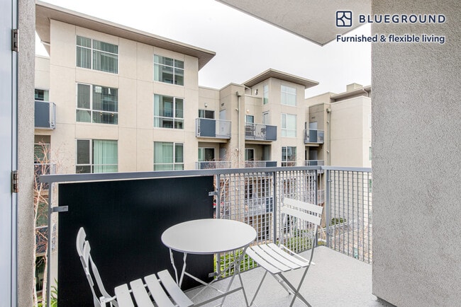 Photo - 550 Moreland Way Unidad FL3-ID438