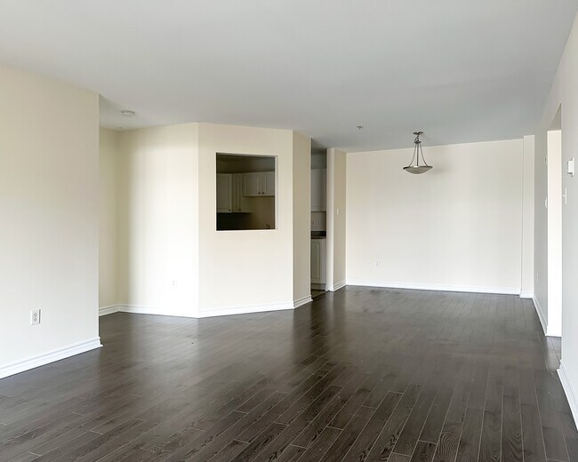 Photo - Parkland Arms