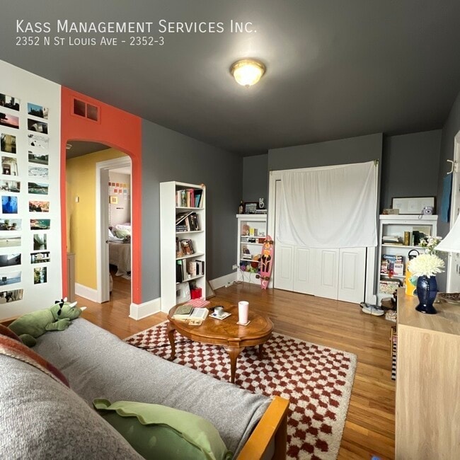 Photo - 2352 N St Louis Ave Unit 2352-3