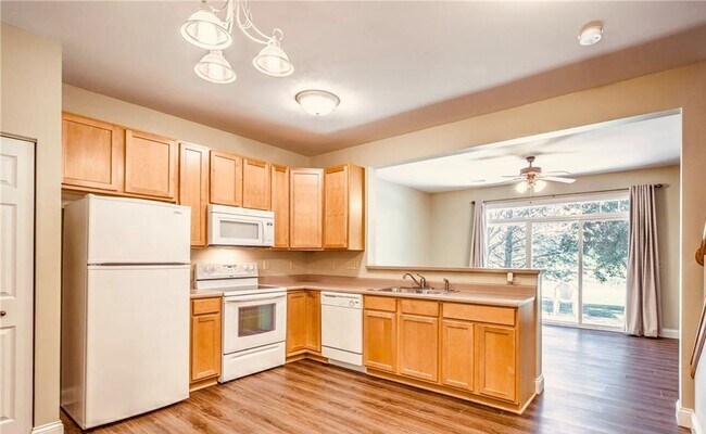 4059 Gentry Ln