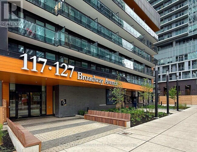 Photo - 117 Broadway Ave Unité 2903