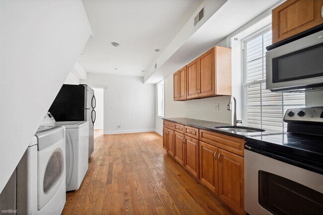 Photo - 3 br, 1 bath Triplex - 1811 N 18TH ST Unit B Unidad B