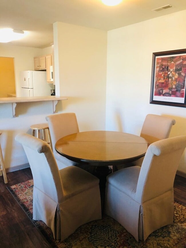 Photo - Ideal Location! Recent Remodel!