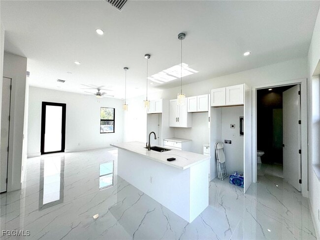 Photo - 3107 Leeland Heights Blvd E