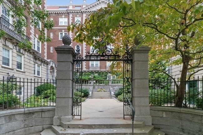 Photo - 3 Arlington St Unit 52