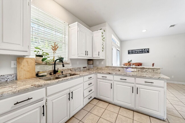 Photo - Exceptional Home in Arlington – Great Layout & Prime Location