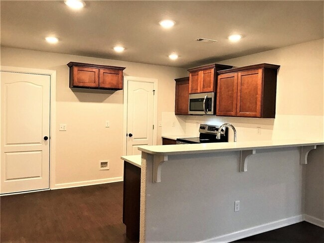 Photo - 1302 Eagle Ct