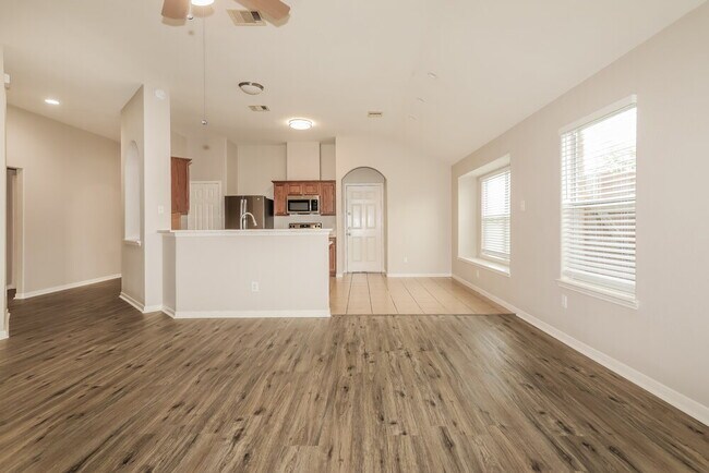 Photo - 10411 Lucky Ln